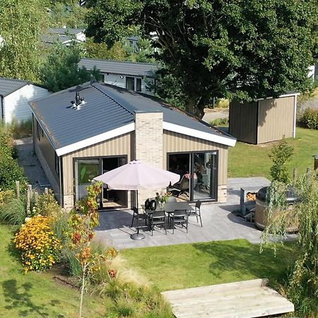 Wellness Chalet Veluwemeer Biddinghuizen Bagian luar foto