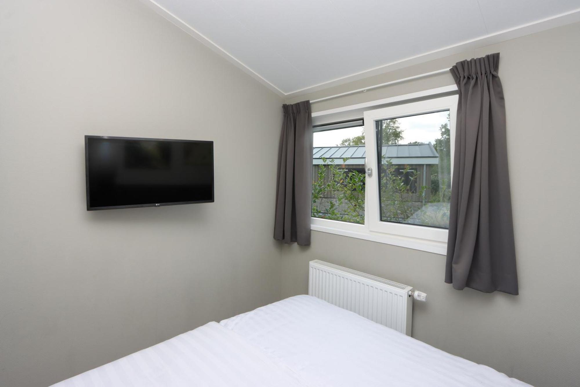 Wellness Chalet Veluwemeer Biddinghuizen Bagian luar foto