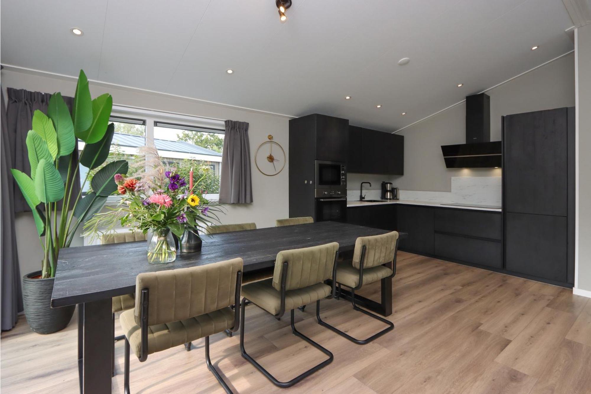 Wellness Chalet Veluwemeer Biddinghuizen Bagian luar foto