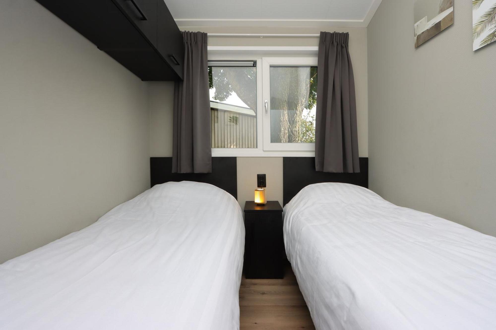 Wellness Chalet Veluwemeer Biddinghuizen Bagian luar foto